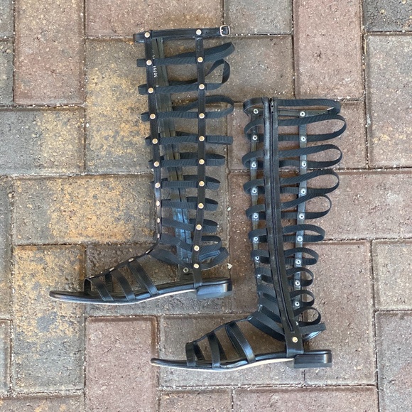 Stuart Weitzman Iconic Tall Gladiator Sandals - Picture 4 of 8